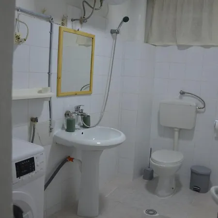 Ana's Cozy Corner דירה Gjirokastër